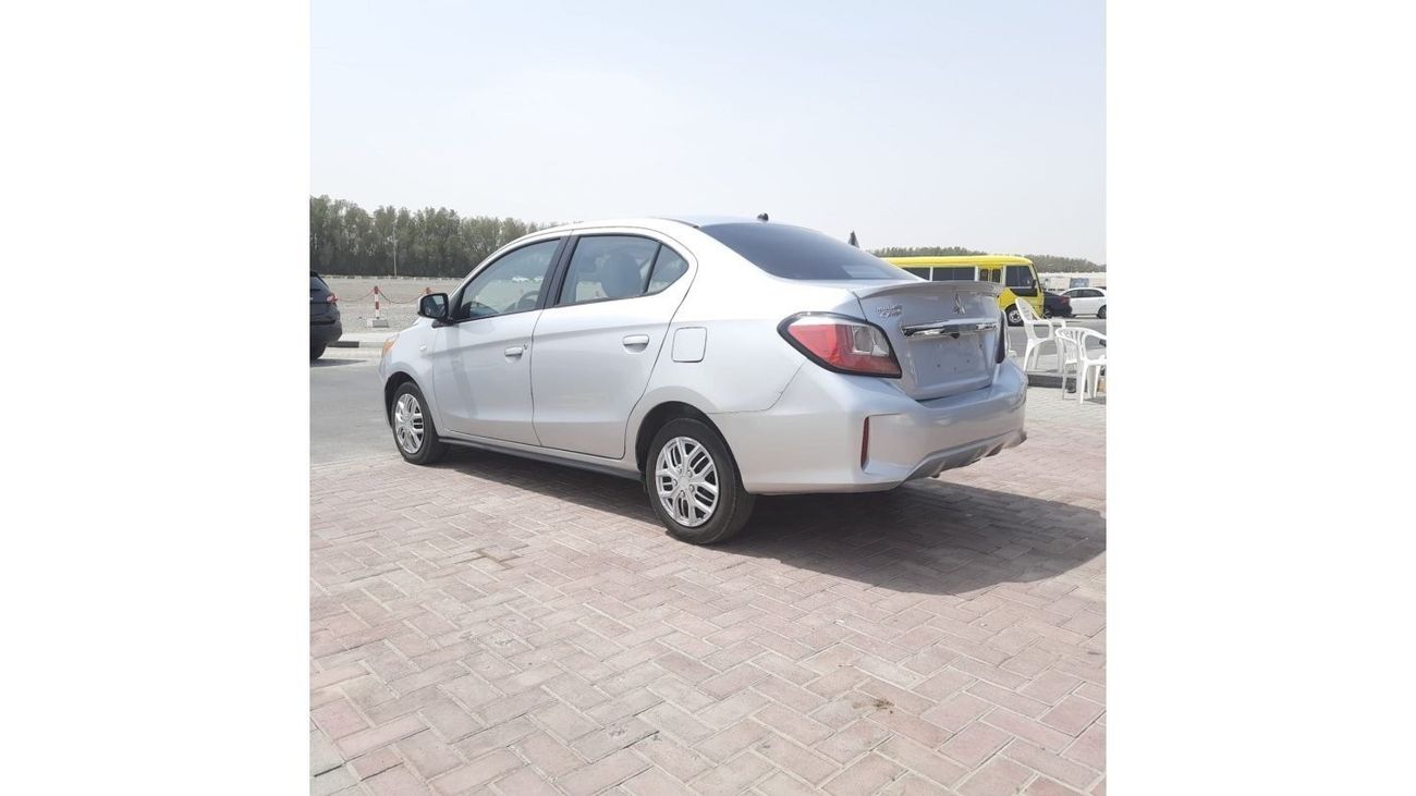 ميتسوبيشي ميراج GLX هايلاين