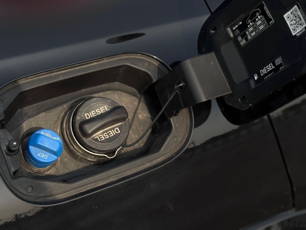 Mercedes-Benz GLE 400d DIESEL 3.0L ,RIGHT HAND DRIVE 2020 MODEL BLACK COLOR