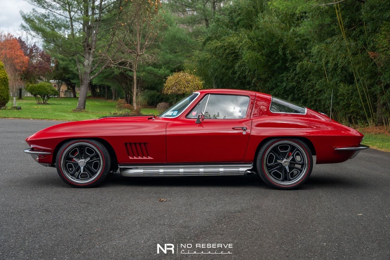 شيفروليه كورفت ZZ502 6 Speed Widebody Restomod