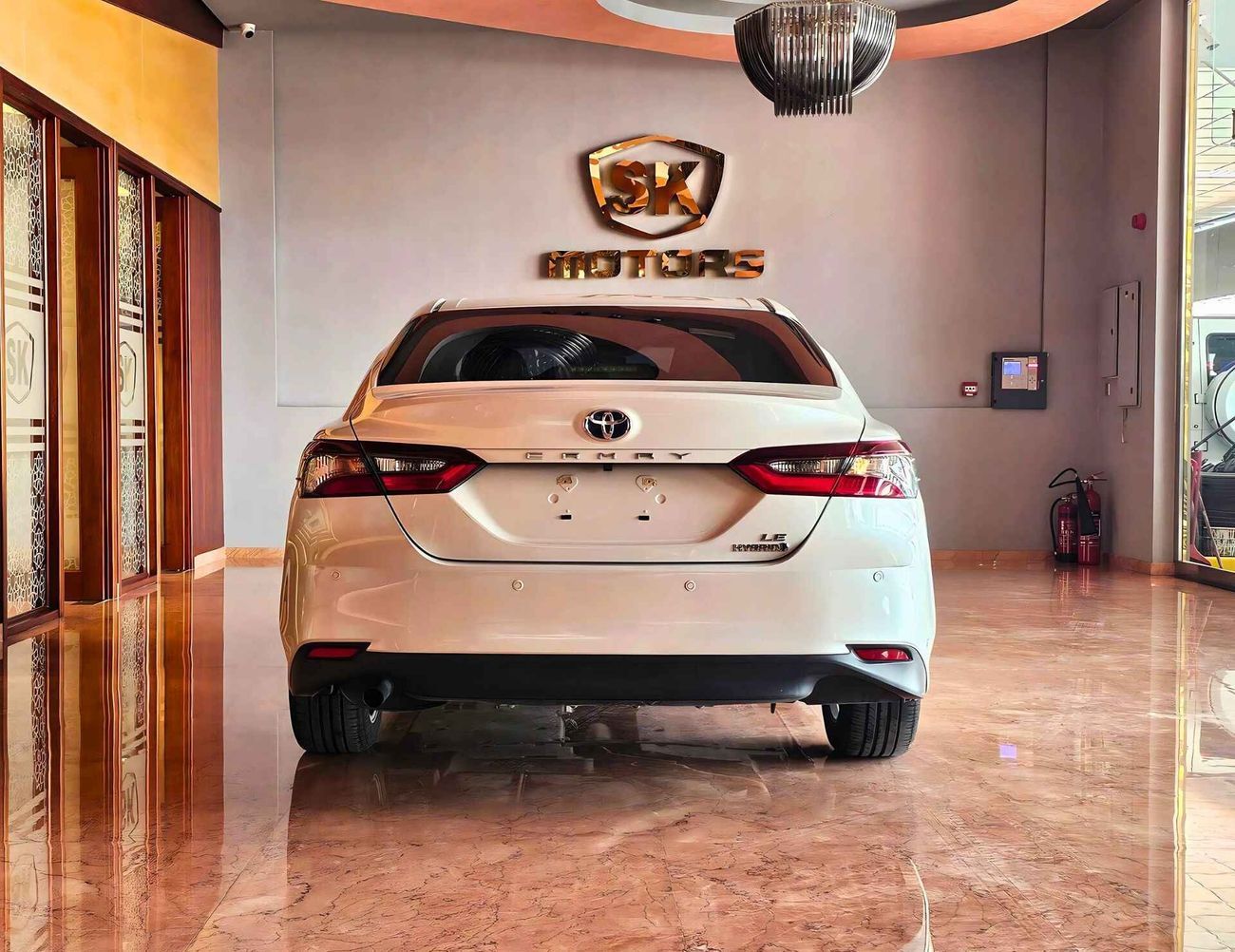 Toyota Camry CAMRY/LE HEV HYBRID 2.5L/1YR WARANTY /FSH/SINGLE USER/ 962 MONTHLY/LOT#94659