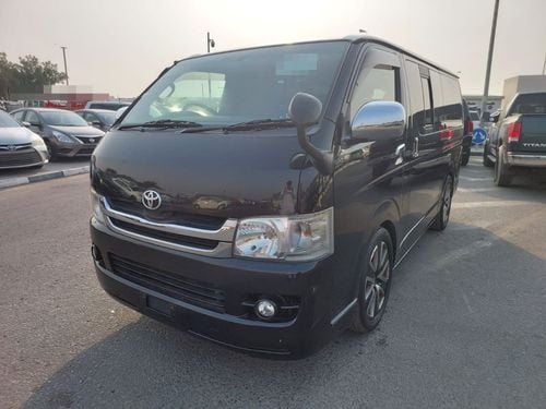 تويوتا هاياس TOYOTA HIACE VAN RIGHT HAND DRIVE(PM98251)