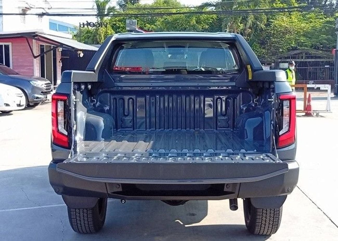 Toyota Hilux DLX New Toyota travo pickup Hilux 2026 RHD diesel engine