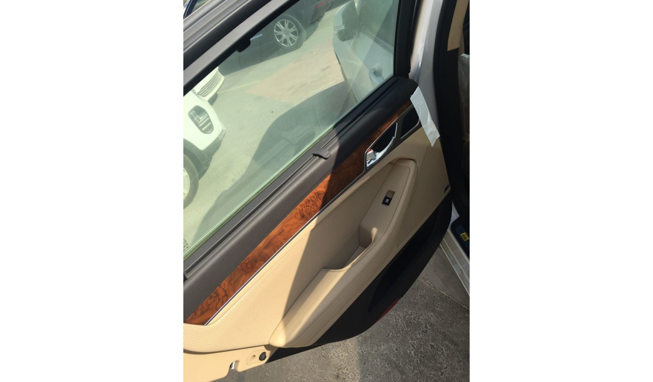 Hyundai Genesis Brand new Hyundai Genesis for sale in Dubai. White 2016 model,