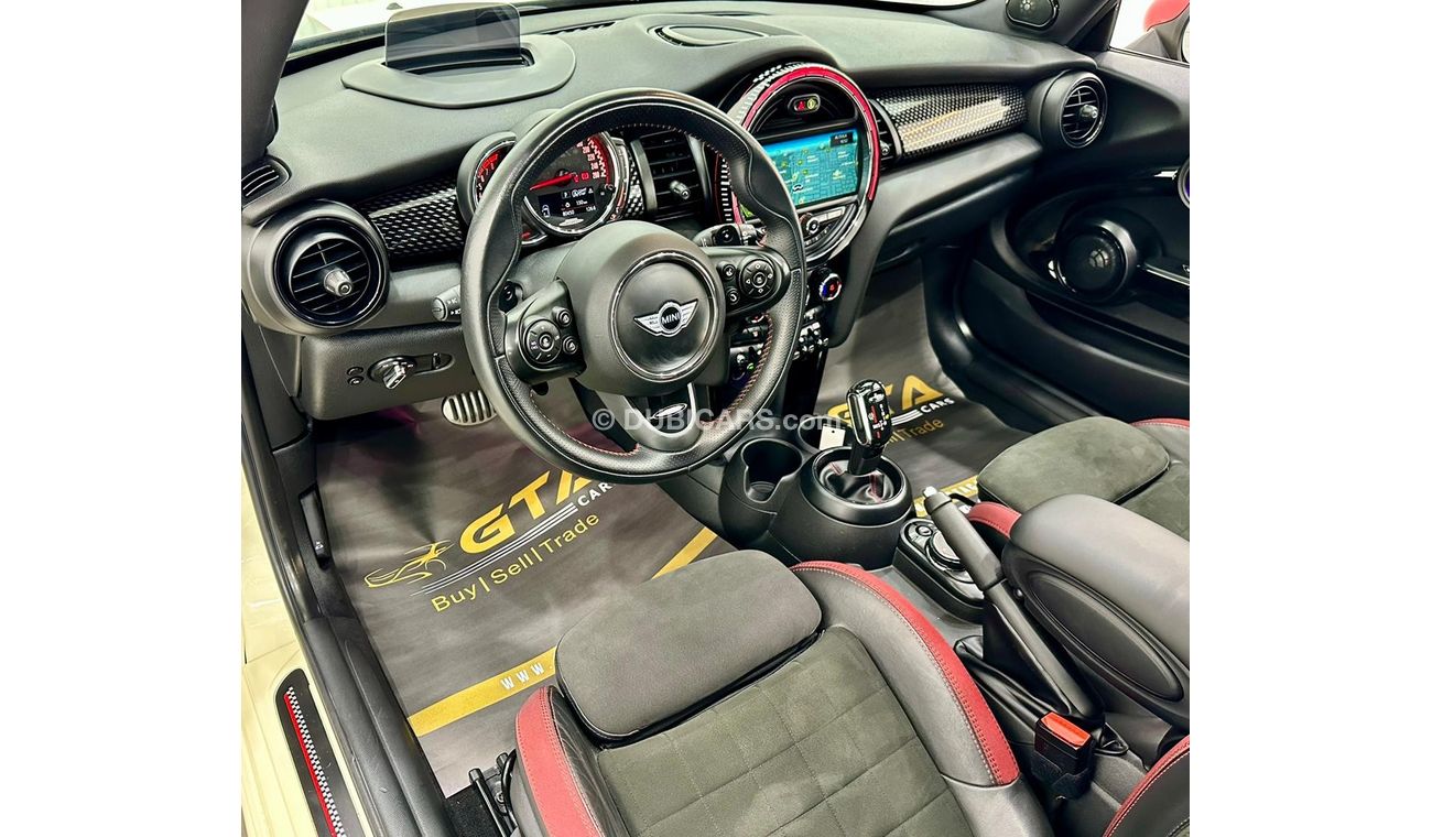 Mini John Cooper Works 2018 Mini Cooper JCW, Service History, Warranty, Low kms, GCC Specs
