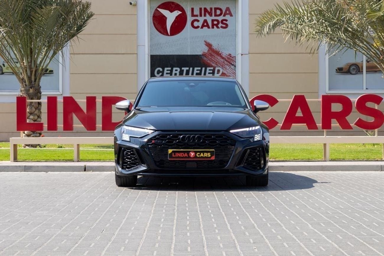 أودي RS3 TFSI quattro 2.5L Sedan Audi RS3 TFSI Quattro 2022 GCC under Warranty with Flexible Down-Payment.