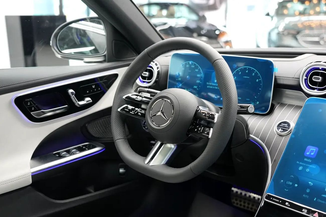 Mercedes-Benz C 200 C 200 | GCC 0km | Agency Warranrty | AMG Package