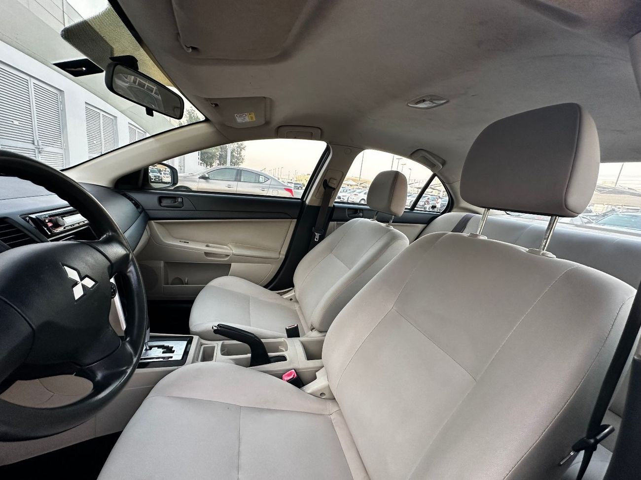 Mitsubishi Lancer GLX GCC 2.0