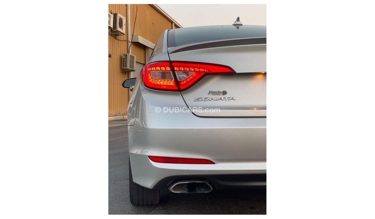 هيونداي سوناتا هيونداي سوناتا ليميتد فول اوبشن السنة : 2017 2.4 رمادي حالة ممتازة سيارة سيدان 97 تصدير يمكن تصديرها