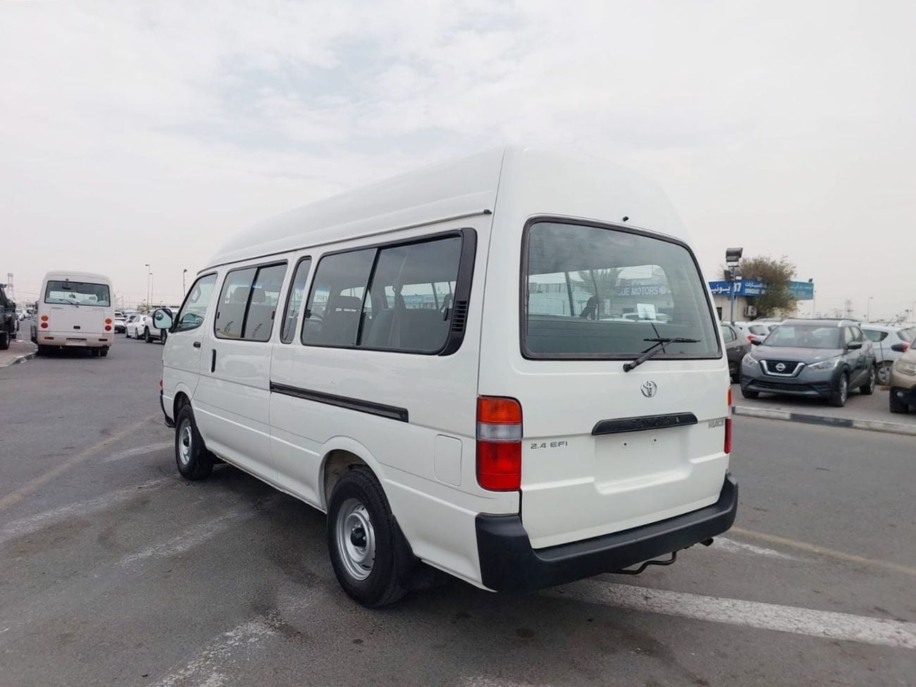 تويوتا هاياس TOYOTA HIACE VAN RHD 2000 MODEL 2.4 L PETROL MANUAL(PM02940)