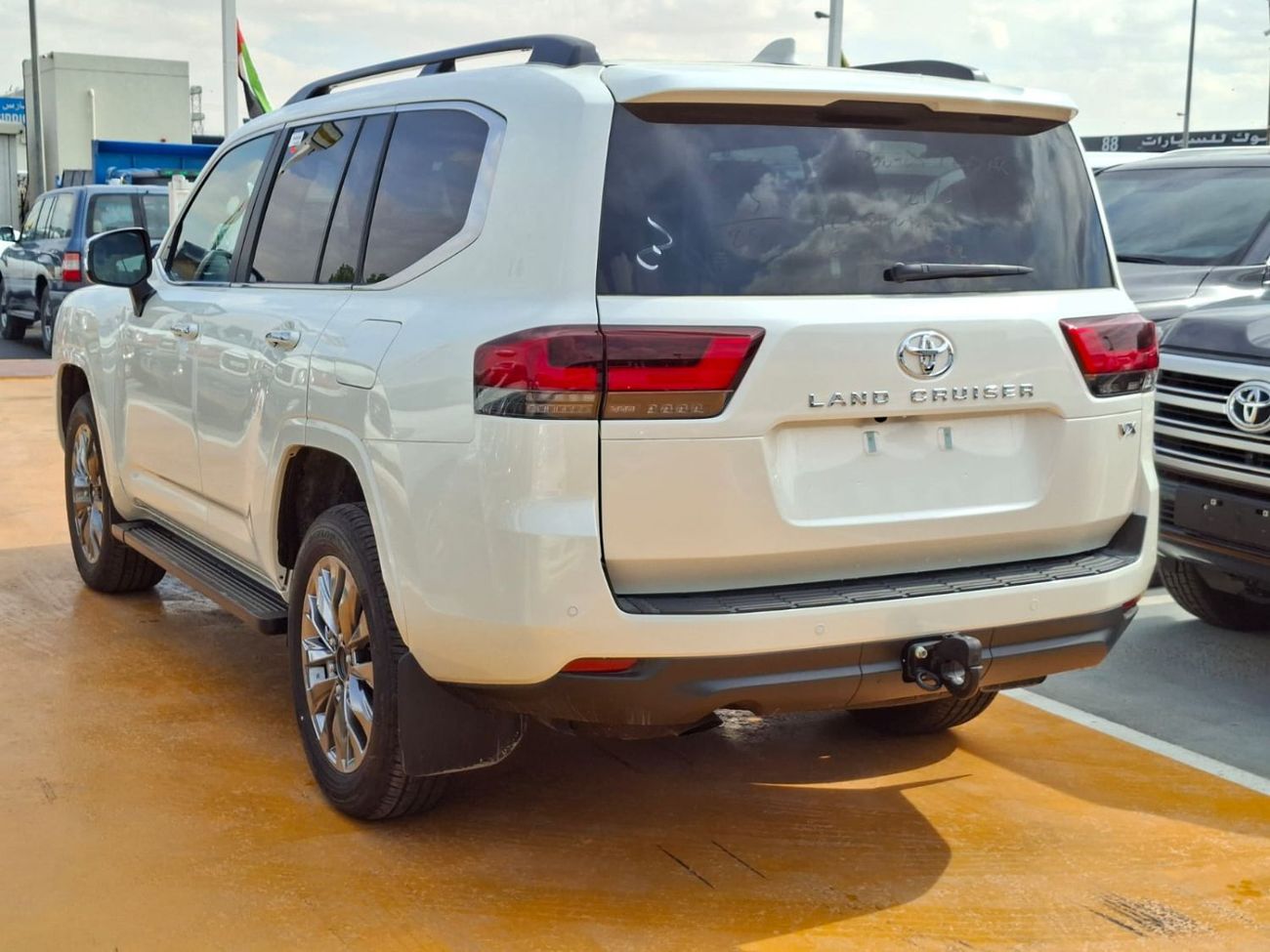 تويوتا لاند كروزر Toyota Land Cruiser VX 3.5L 2025