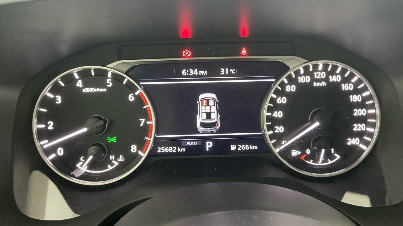 نيسان إكس تريل 2.5 SV 4WD 7STR AUTO | شامل الضمان | 0 ﺪﻔﻋﺓ ﺃﻮﻟﻯ