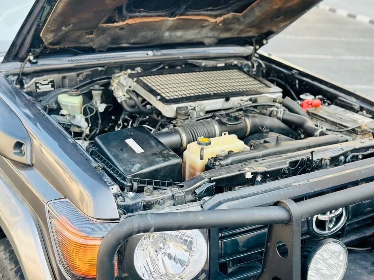 Toyota Land Cruiser Pick Up Double Cabin 4.5L Toyota landcuriser pickup Double Cabin 2017  4.5L Diesel