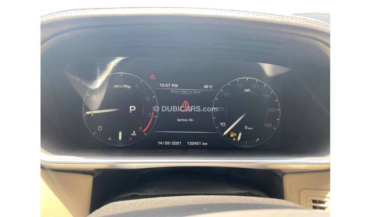 لاند روفر رينج روفر رنج روفر فوج اس اي سوبر تشارج وارد امريكا بحاله ممتازه