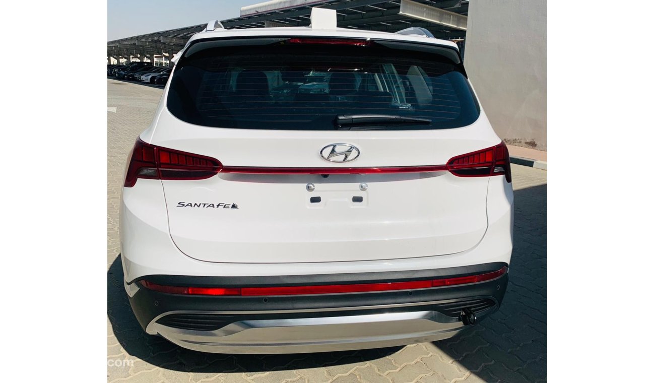 Hyundai Santa Fe with screen  camera electric seats