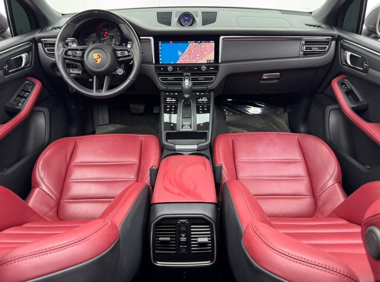 Porsche Macan T 2.0L (260 HP) 2023 Porsche Macan T, Warranty+Full Porsche Servie History, GCC