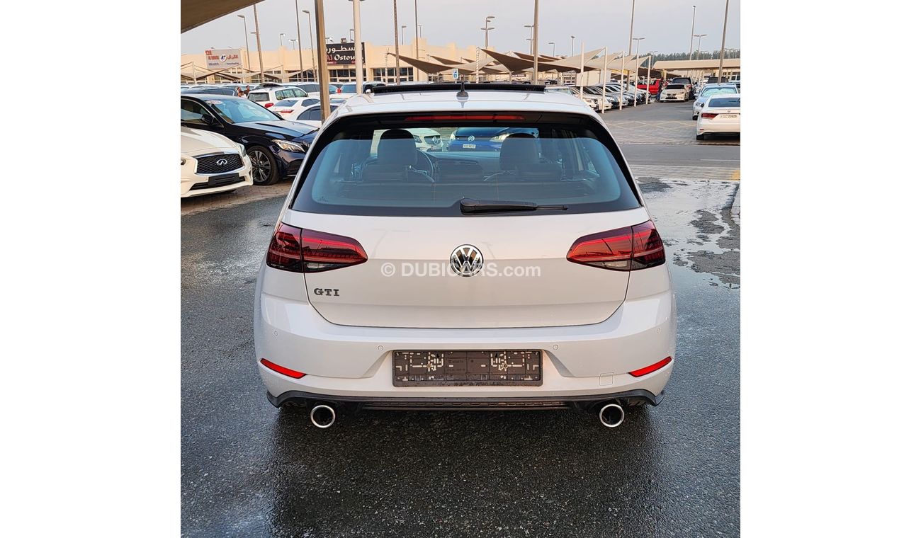 فولكس واجن جولف GTI P2