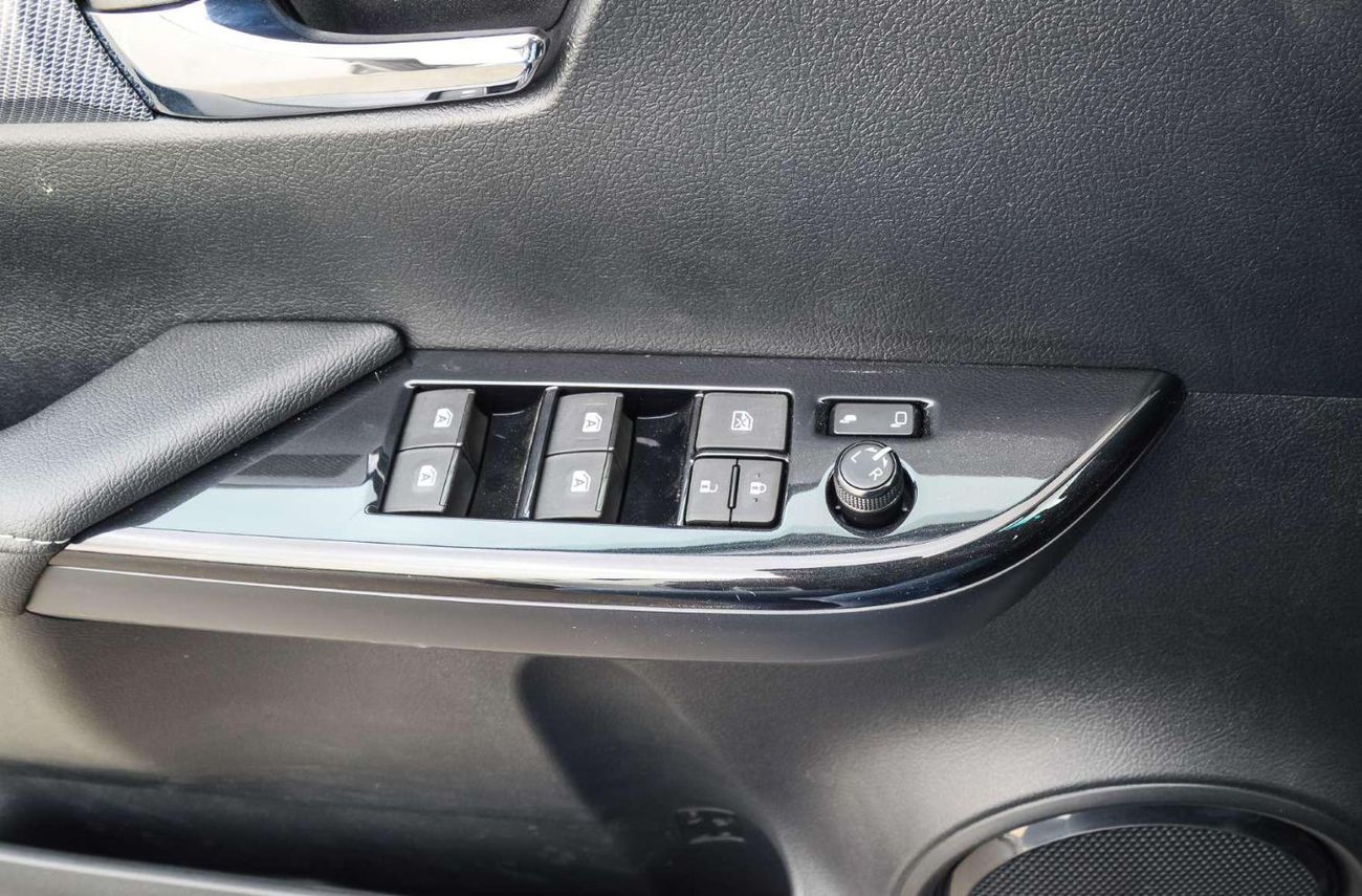 تويوتا هيلوكس TOYOTA HILUX GR 2.8L 4WD 4DOOR AT PICKUP 2024