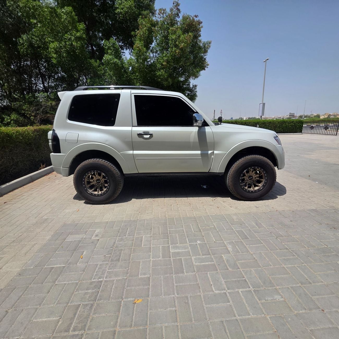 ميتسوبيشي باجيرو GLS HIGHLINE