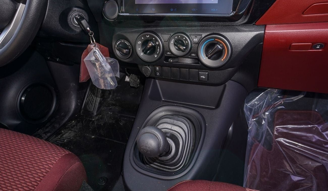 تويوتا هيلوكس GLS 2.7L Single Cabin 4WD