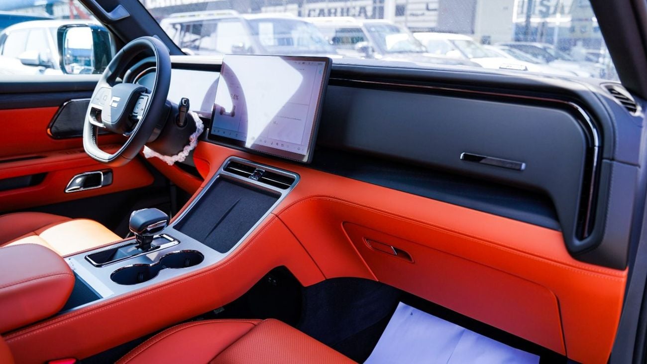 ROX 01 ROX 01 - 7 Seats - 2026 Brand New With EVS Warranty