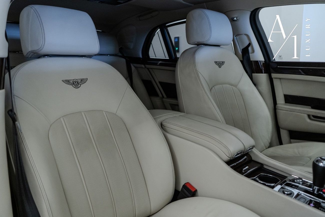 بنتلي مولسان 2016 Bentley Mulsanne, Service History, Low Kms, 1 Owner, 2 Keys, GCC Spec