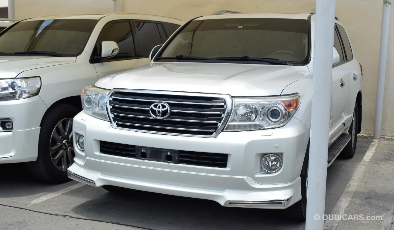 Toyota Land Cruiser GXR V6