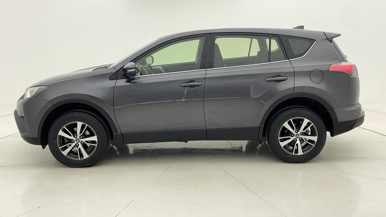 تويوتا راف ٤ EX 2.5 | بدون دفعة مقدمة | اختبار القيادة في المنزل