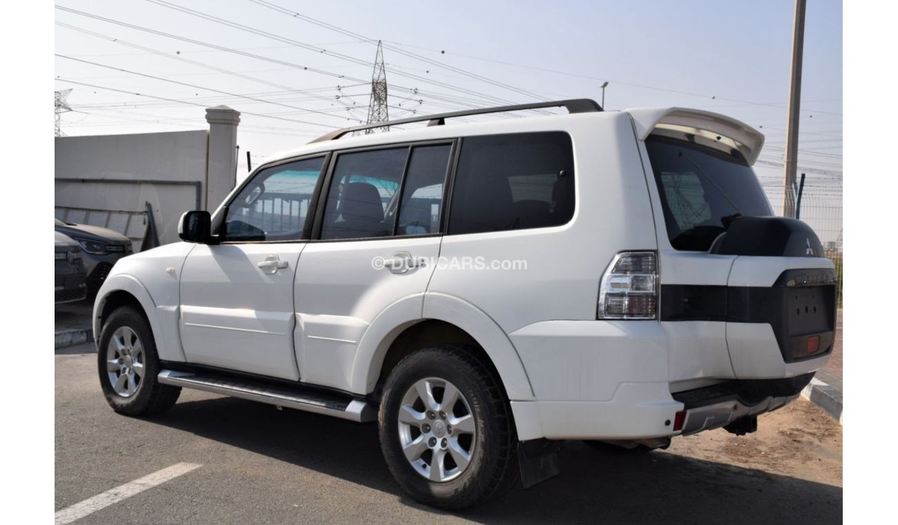 ميتسوبيشي باجيرو