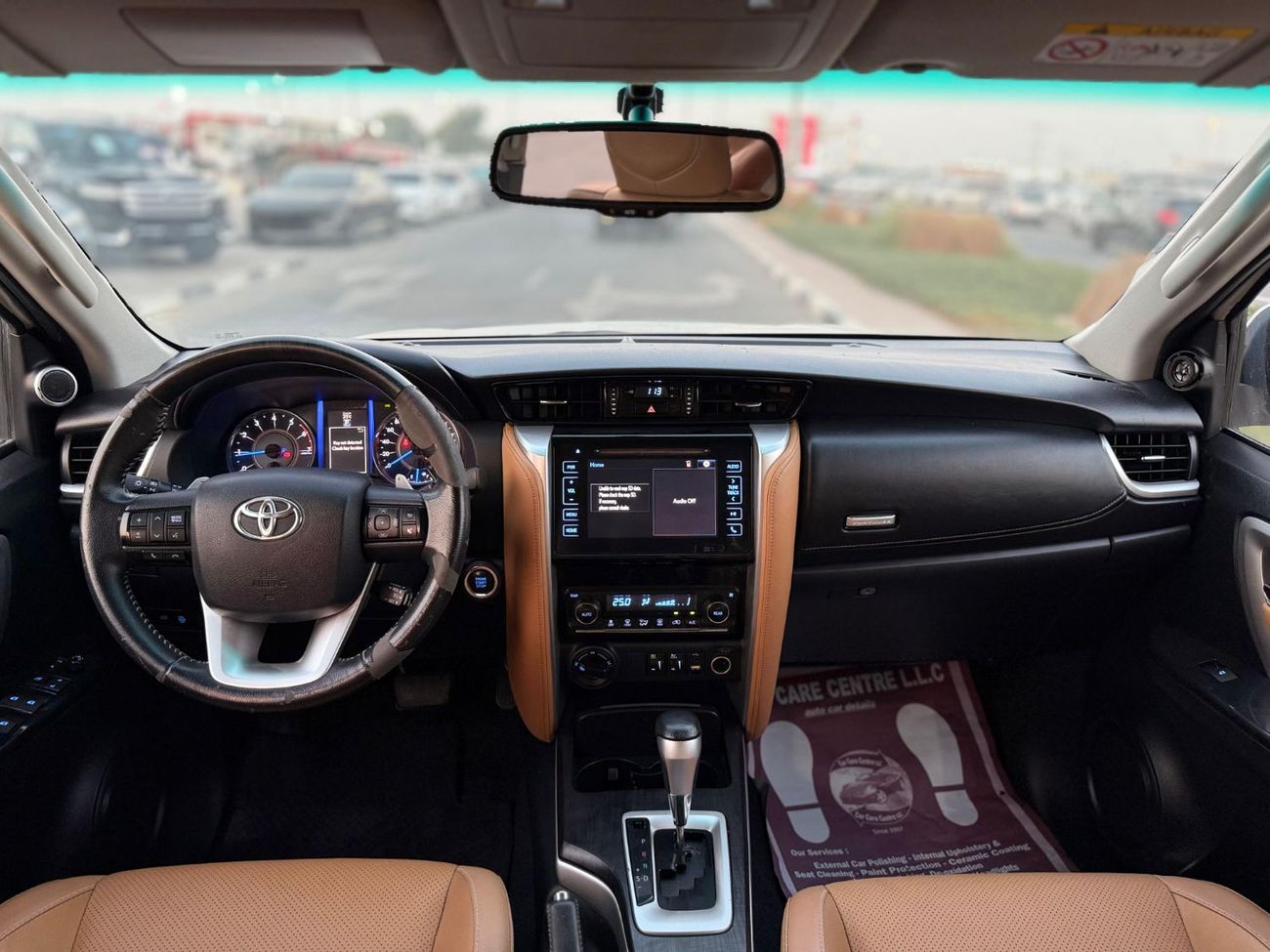 Toyota Fortuner Toyota fortuner 2019 white with orange interior LHD gcc specs 7 seaters