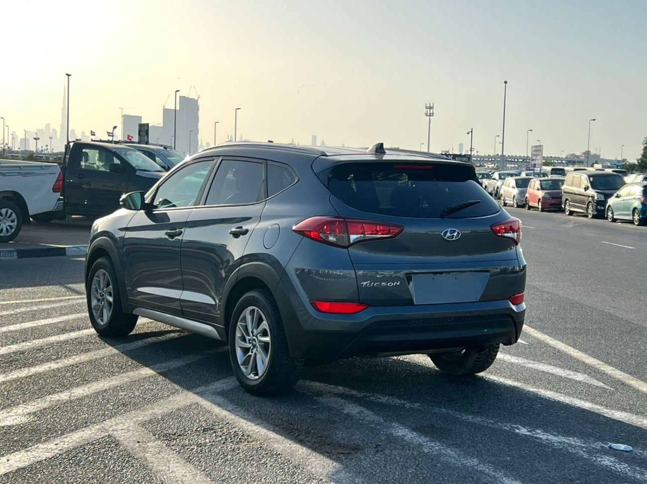 هيونداي توسون 2018 Hyundai Tucson SEL+ 2.0L V4 -  AWD 4x4 - Rear Camera - Leather Seat