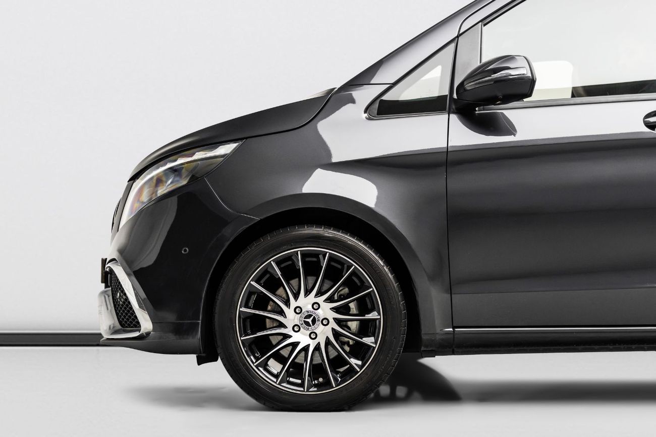 Mercedes-Benz V 250 Std 2.1L 2024 Mercedes V250 Falcon Edition, 2027 Mercedes Warranty + 2030 Service Contract, Low KMs,