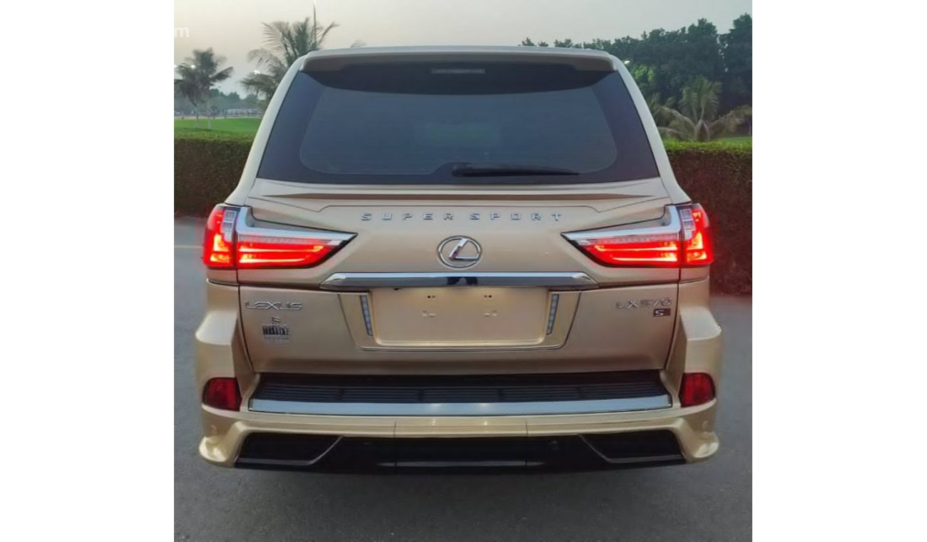 Lexus LX570