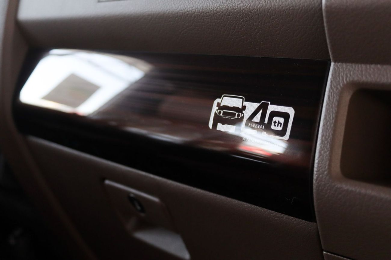 Toyota Land Cruiser 70 GRJ 71 4.0 V6 AUTOMATIC DIFF LOCK **EXPORT ONLY**التصدير فقط خارج الخليج**