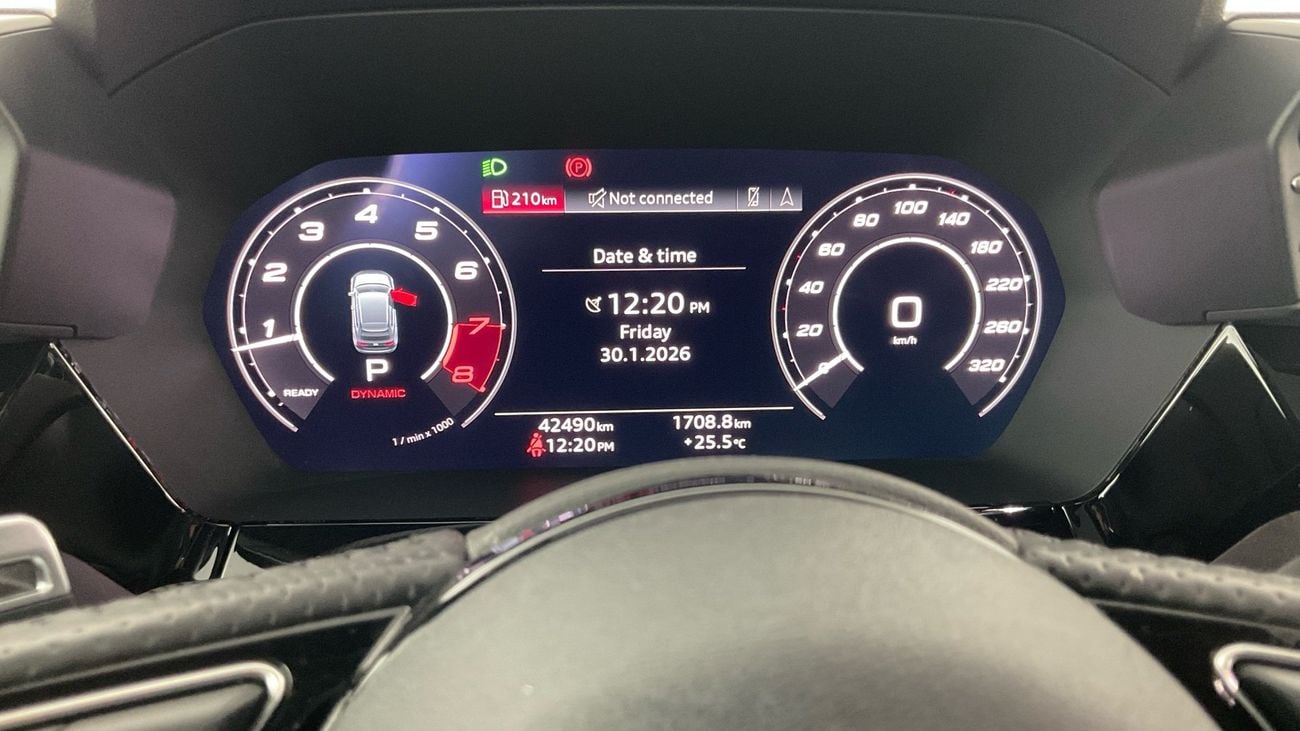 أودي RS3 TFSI quattro | شامل الضمان | 0 ﺪﻔﻋﺓ ﺃﻮﻟﻯ