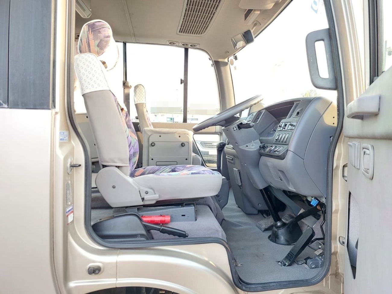 Nissan Civilian NISSAN CIVILIAN BUS RHD 2004 MODEL 4.1 L DIESEL AUTOMATIC(PM20339)