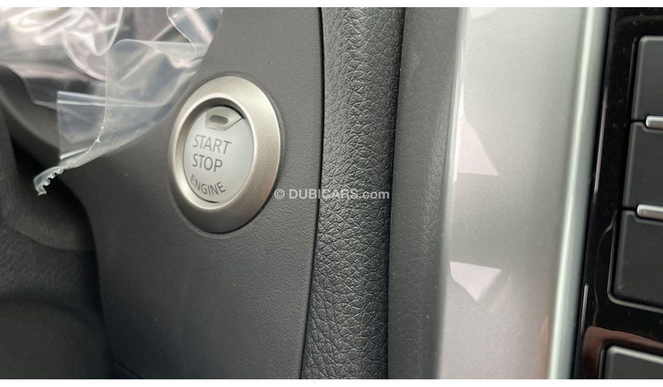 Nissan Navara LE+ 2.5L DIESEL 4X4 AT FULL OPTION