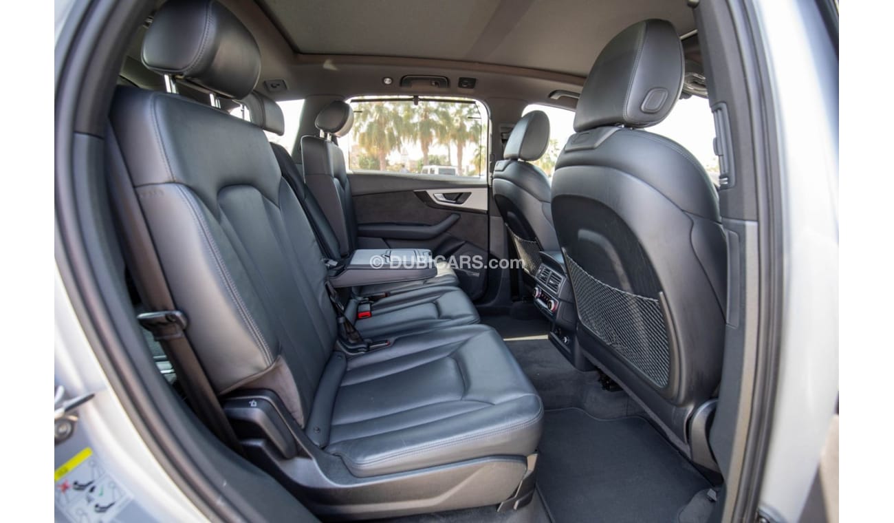 Audi Q7 45 TFSI quattro Audi Q7 TFSI 45 quattro Panoramic  2018 GCC Under Warranty