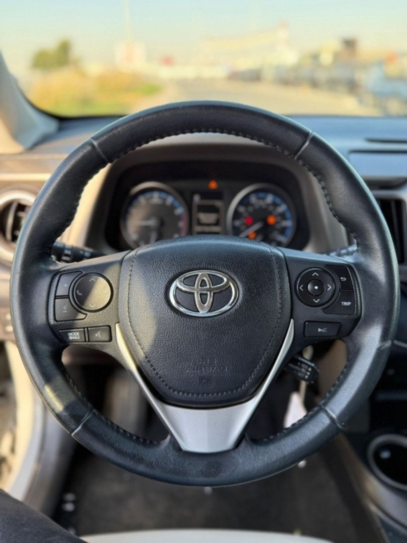 Toyota RAV4 Adventure sunroof,leather,