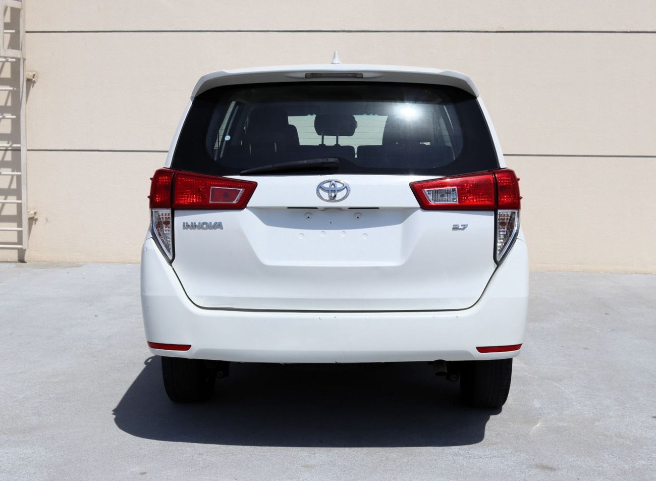 Toyota Innova SE+ 2.7L