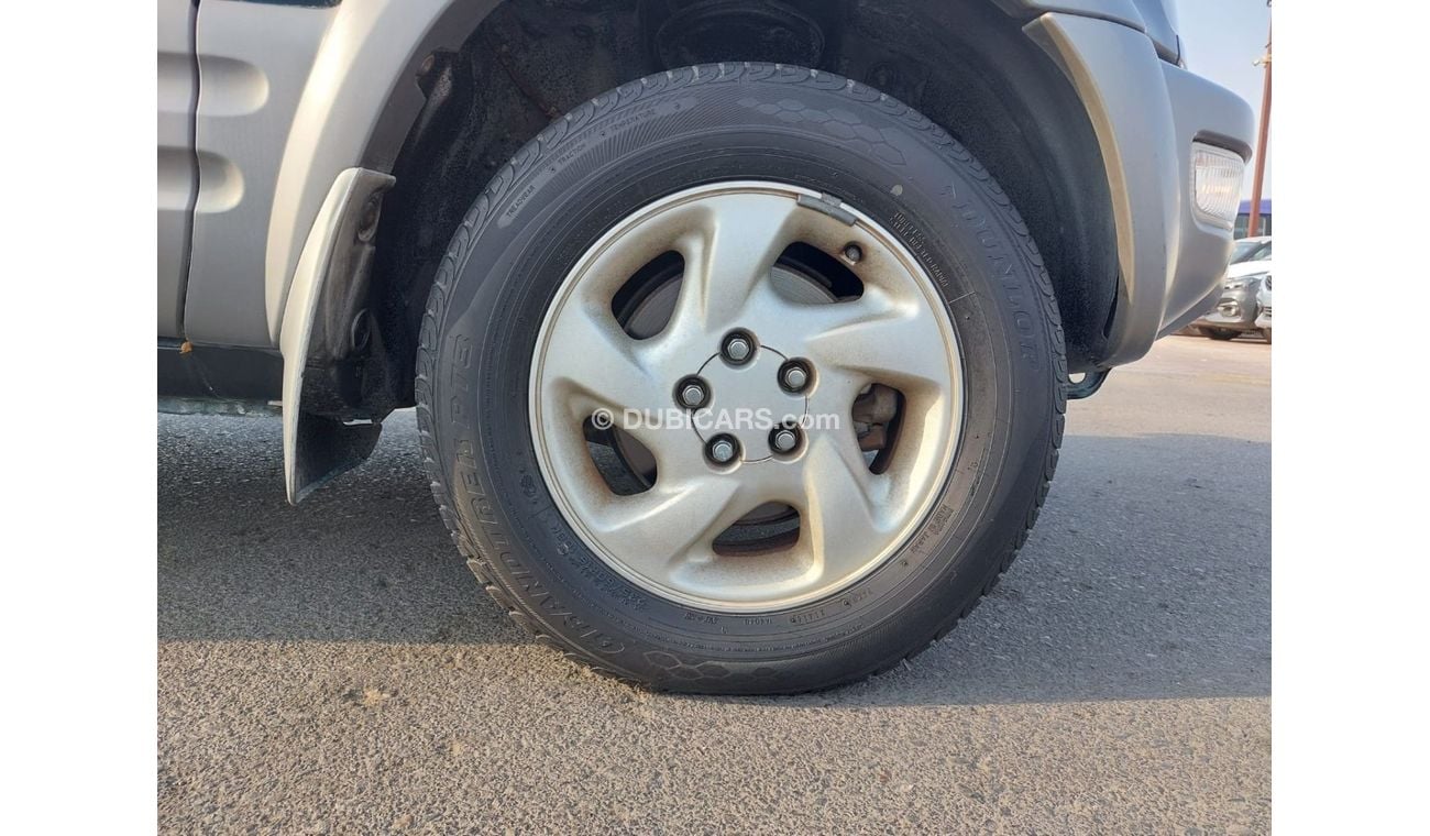 تويوتا راف ٤ TOYOTA RAV4 MANUAL RIGHT HAND DRIVE(PM21521)