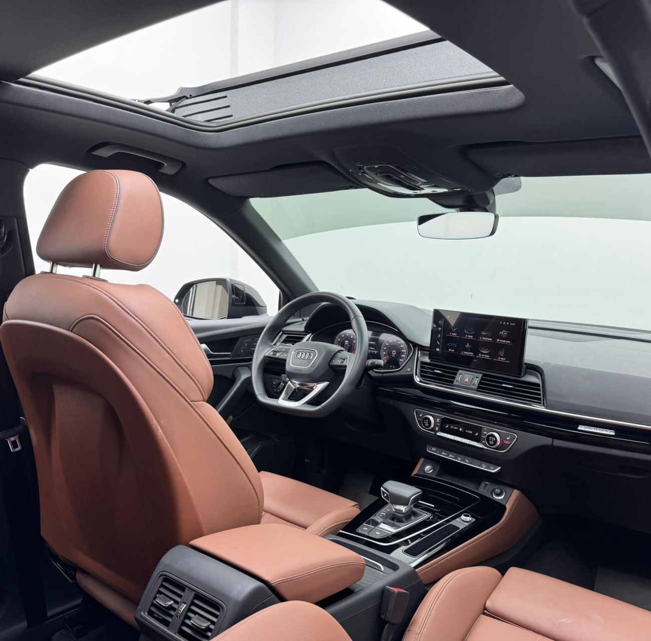 Audi Q5 45 TFSI quattro S Line 2.0L (245 HP) SUV 2025 Audi Q5 Sportback S-Line 45 TFSI Quattro, 2030 Audi Wa