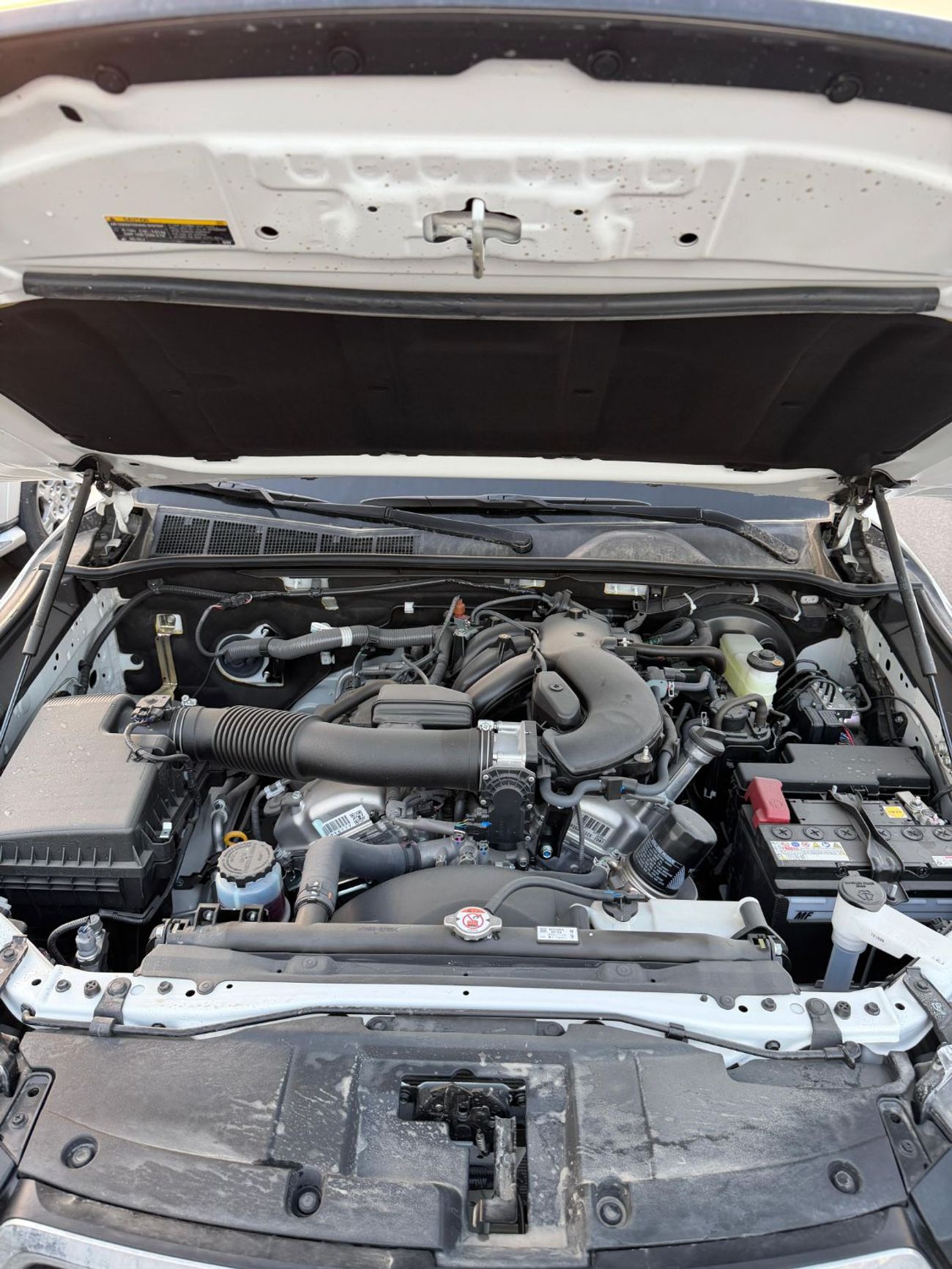 تويوتا هيلوكس DC 4.0L PETROL ADVENTURE AUTOMATIC TRANSMISSION ( FOR RE EXPORT ONLY )