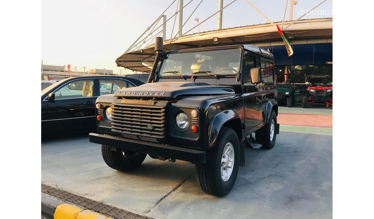 Land Rover Defender