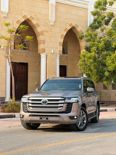 Toyota Land Cruiser GXR 4.0L full option