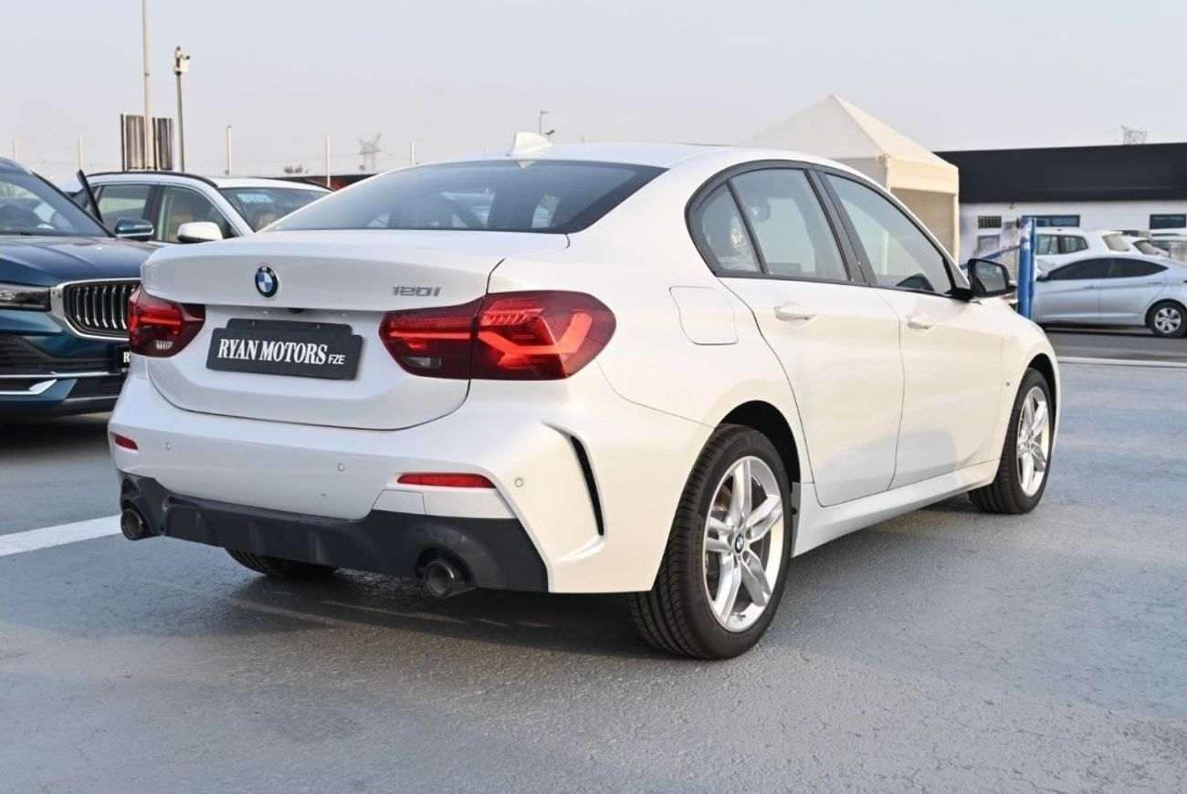 BMW 120i BMW 120i M Sport 1.5L Petrol, 7 DCT, Color White Model 2023