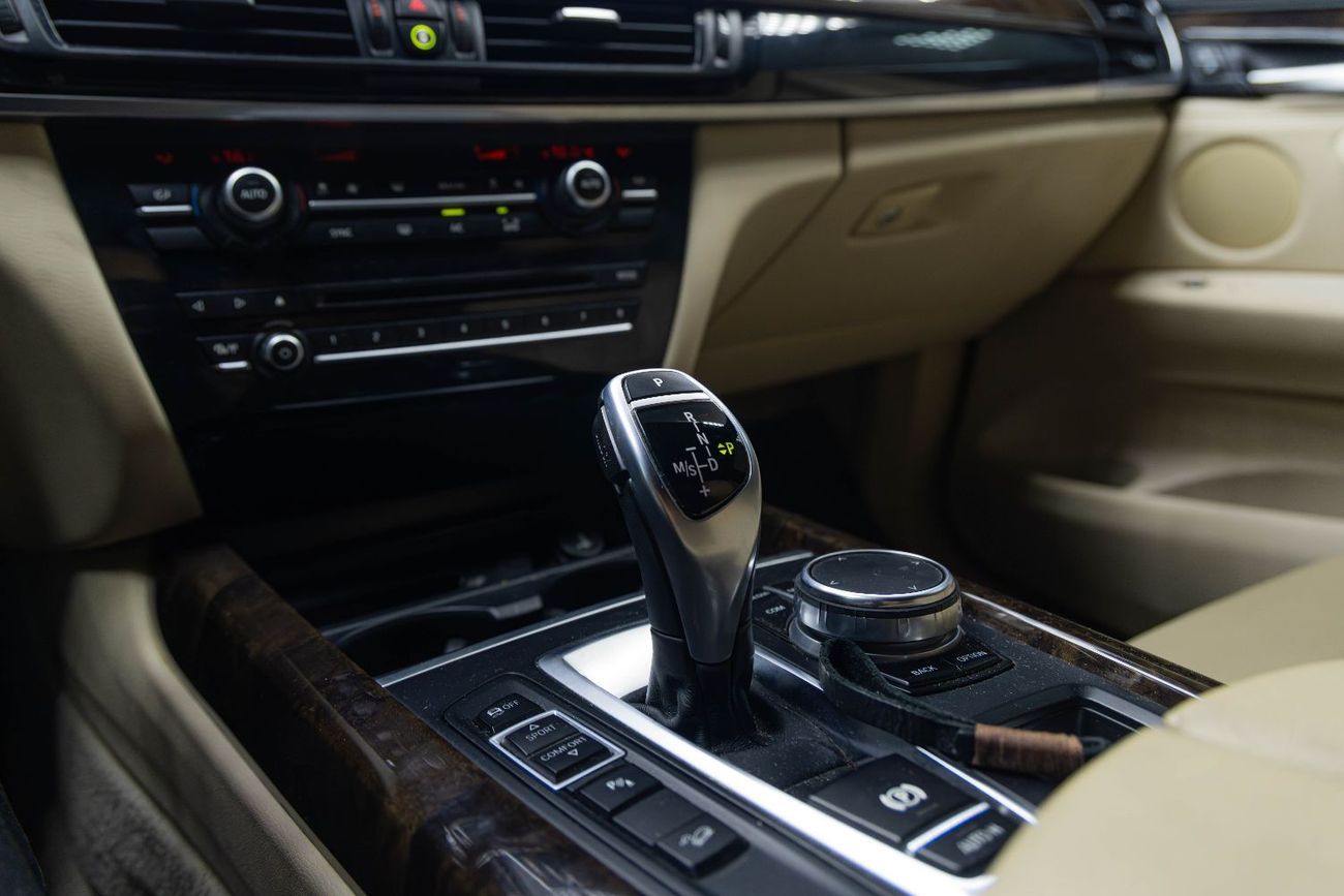 BMW X5 35i Exclusive 3.0L (5 Seater)