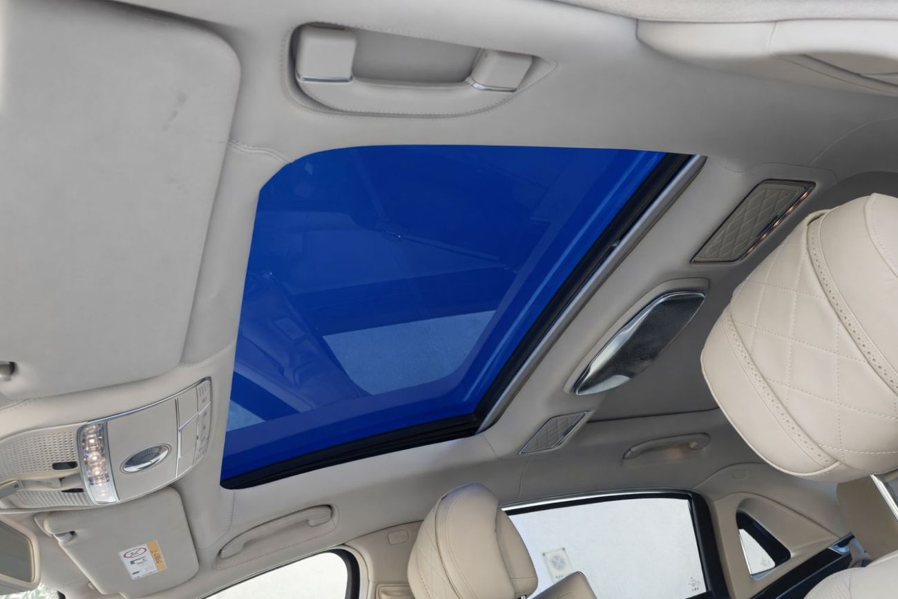 Mercedes Maybach S600 Maybach Mercedes S600 Maybach V12 l GCC l Full Gargash History l Flagship Luxury