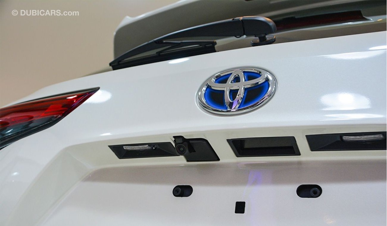 تويوتا هايلاندر 2023 Toyota Highlander 2.5L Hybrid, GLE A/T
