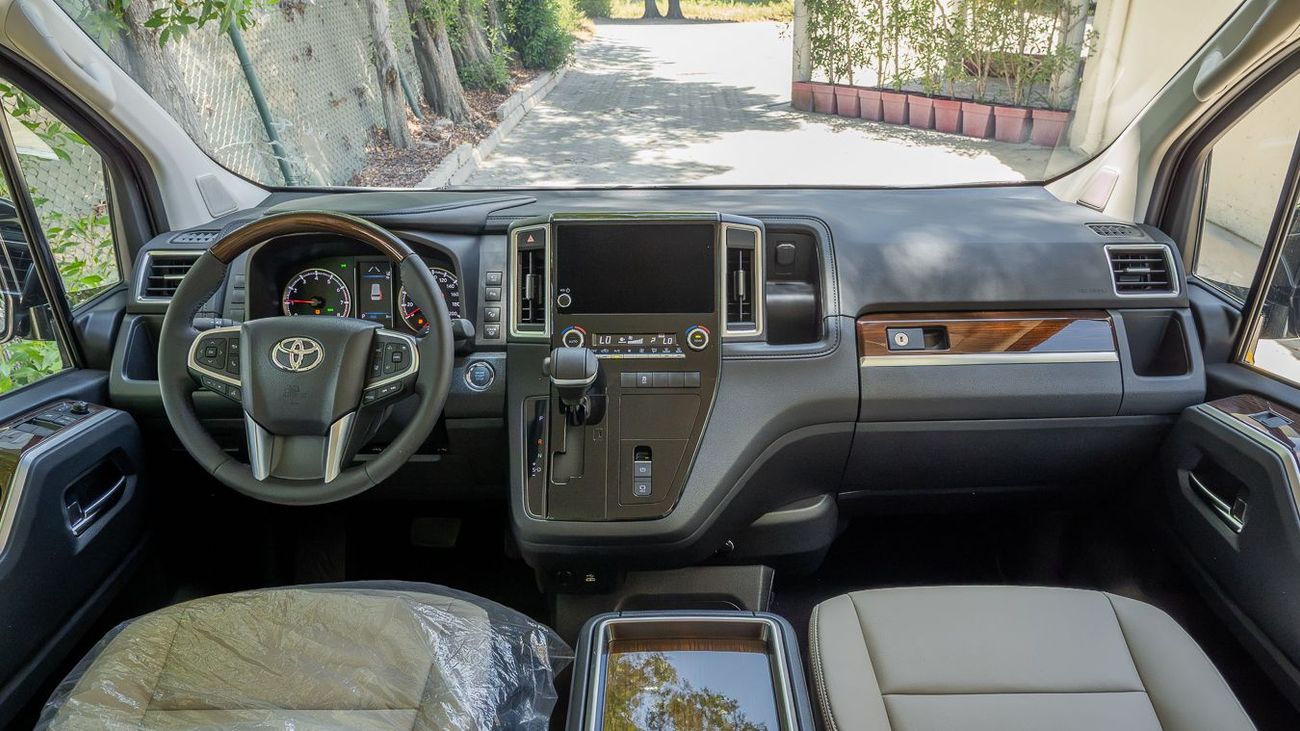 تويوتا جرافينا TOYOTA GRANVIA 3.5L HI SIX SEATS -2026YM