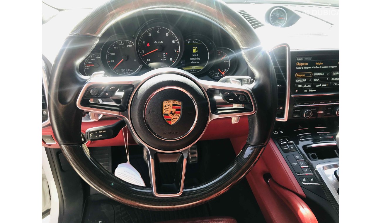 Porsche Cayenne GTS